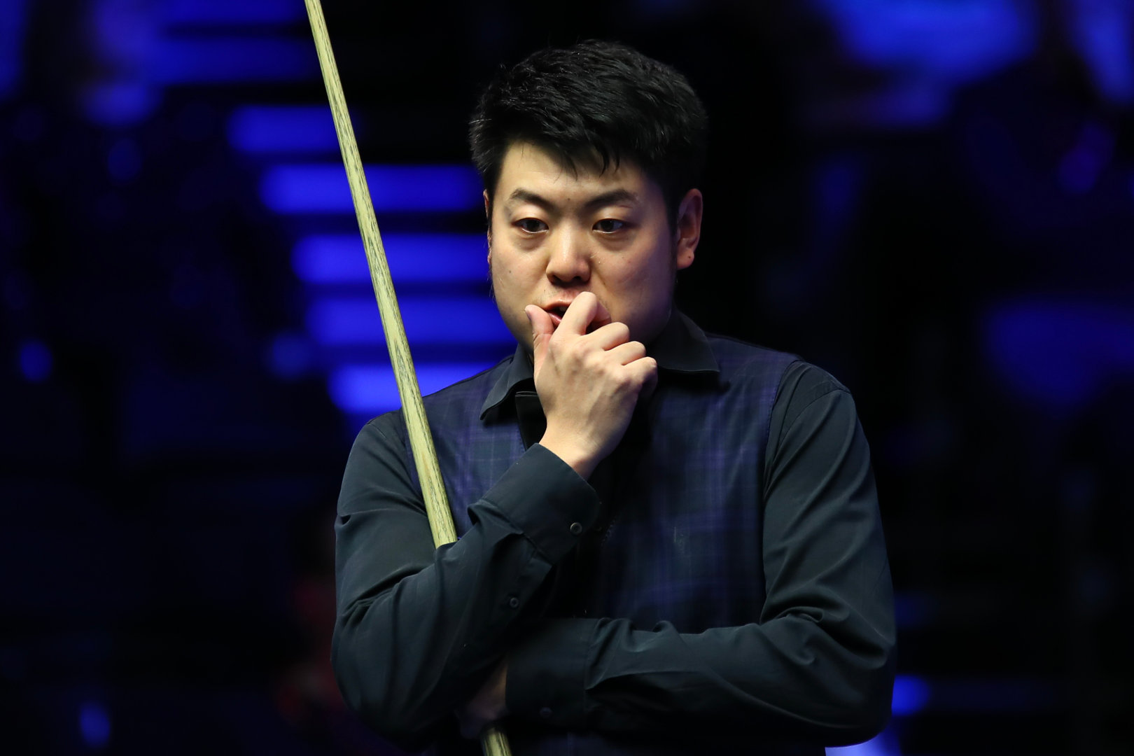 比是对手还 比是对手还