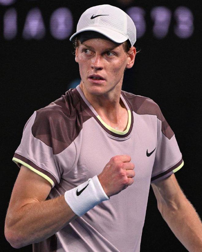 次判罚争议 次判罚争议