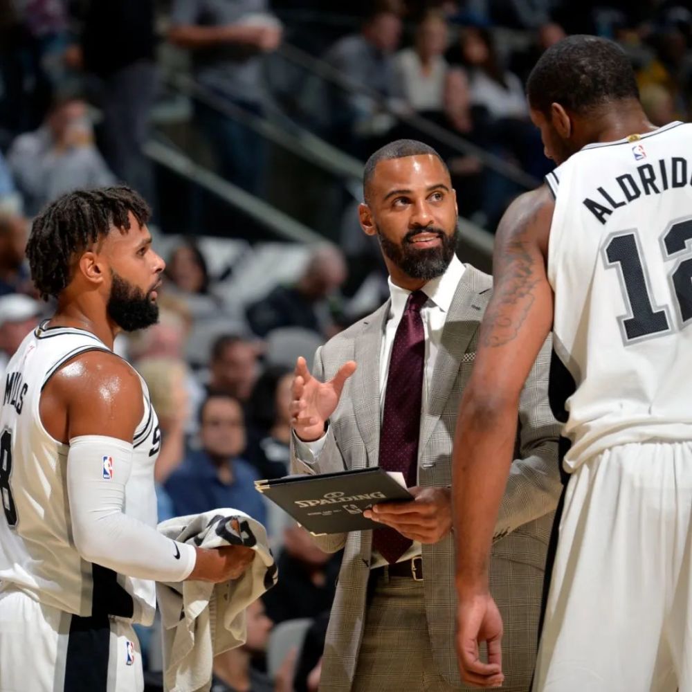 线功能性的 线功能性的